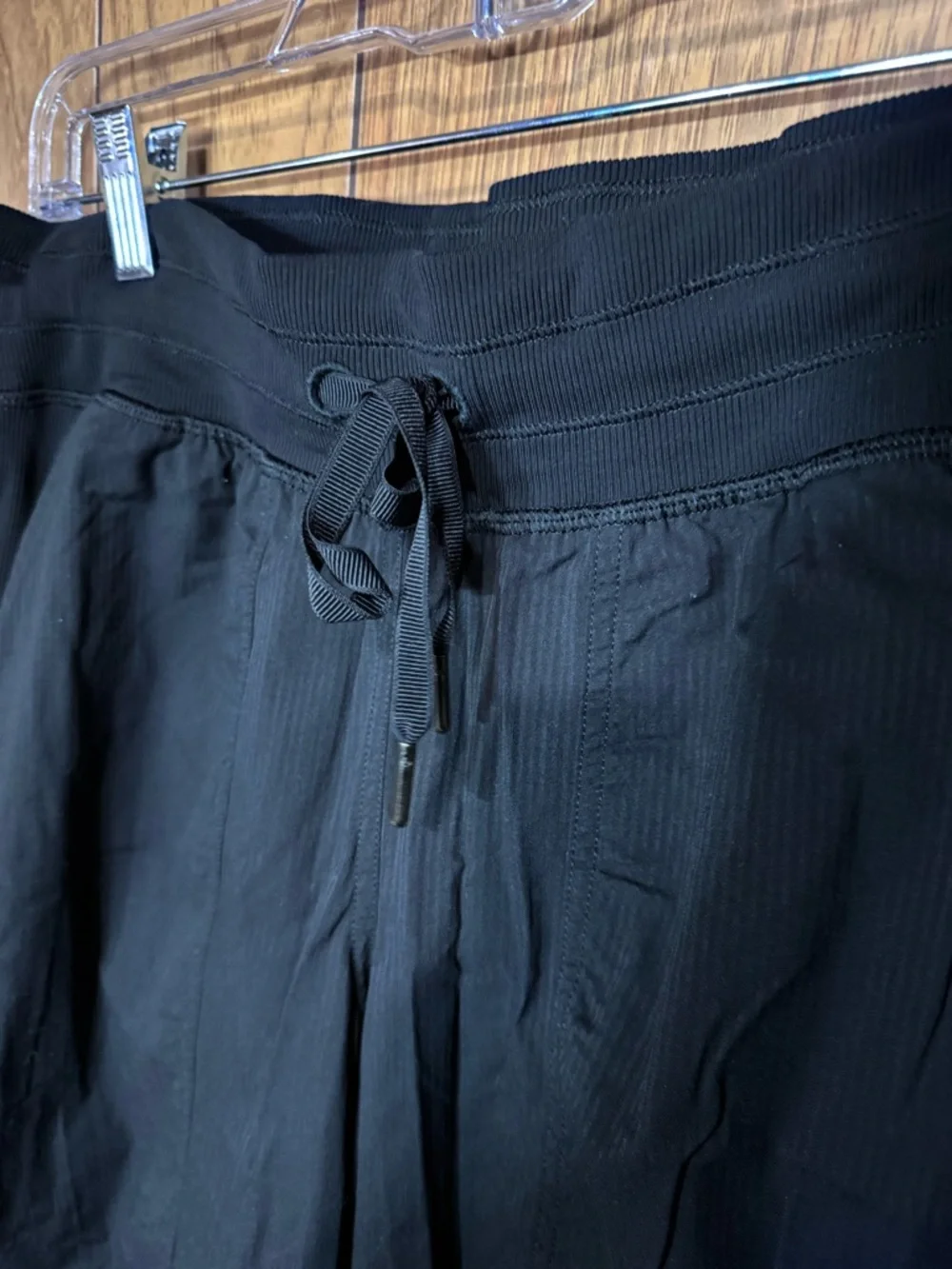 Lululemon Size‎ 8 Dance Studio Jogger Black Textured High Rise Pants